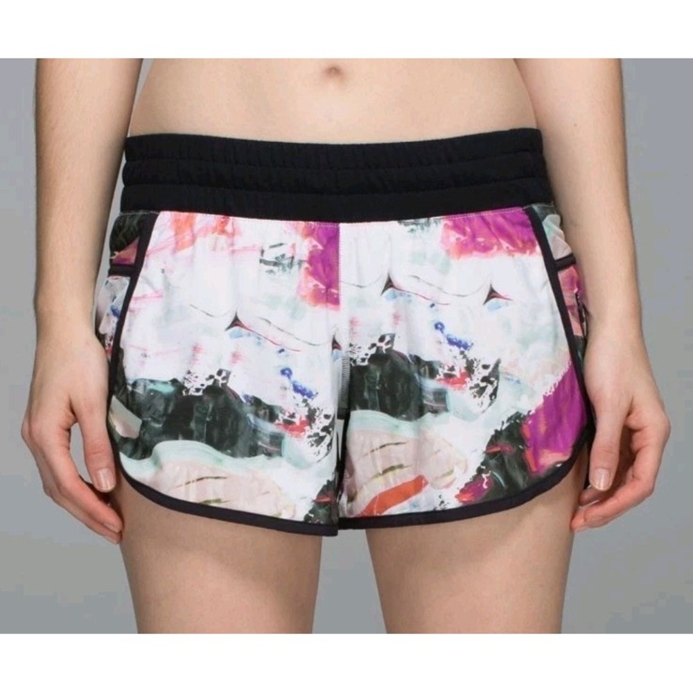 Lululemon Run Speed Short Pigment Wave Multi Black Sz 4 Zip Pockets Run Gym Yoga